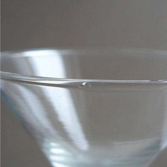 Pair of Vintage MCM Cocktail Martini Frosted Stem Glasses - Picture 4 of 4